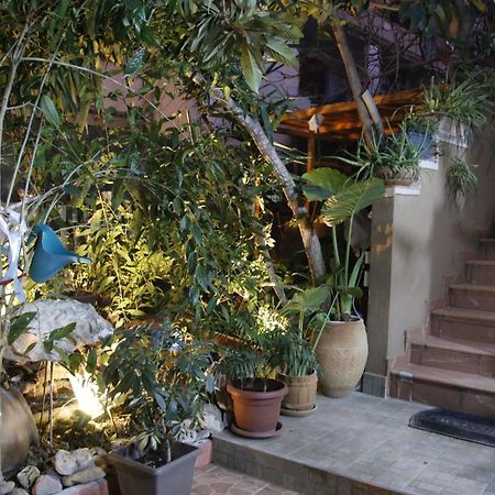 Vlorë2 Kitarat Bb住宿加早餐旅馆 外观 照片